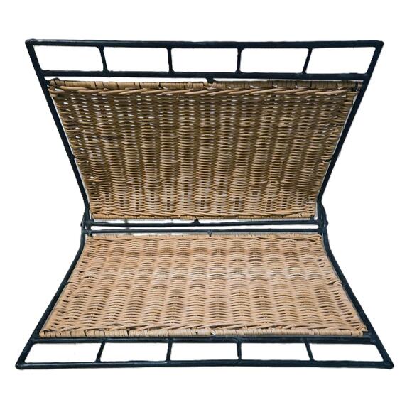 Unique Vintage Charm Mid-Century Tan Rattan & Green Metal Magazine Rack Folding - Picture 4 of 4